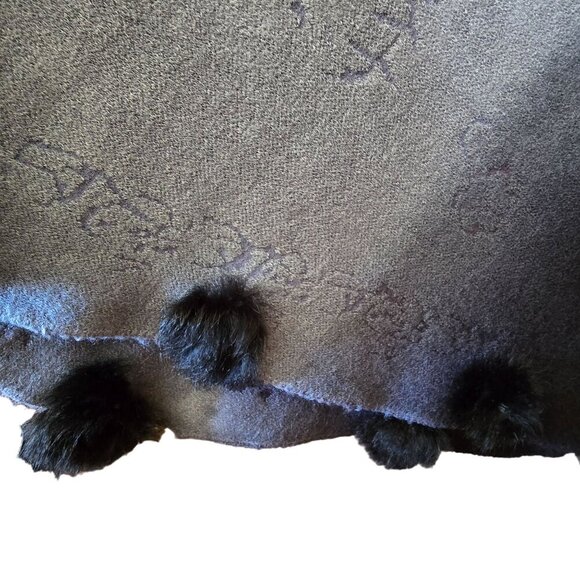 Sugar Ombre Gray Floral Poncho One Size Black Pom Pom Trim Flowy Brushed Cotton - Picture 3 of 9